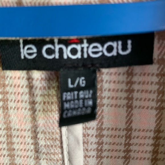 Pretty plaid Le Chateau blazer - Picture 3 of 3